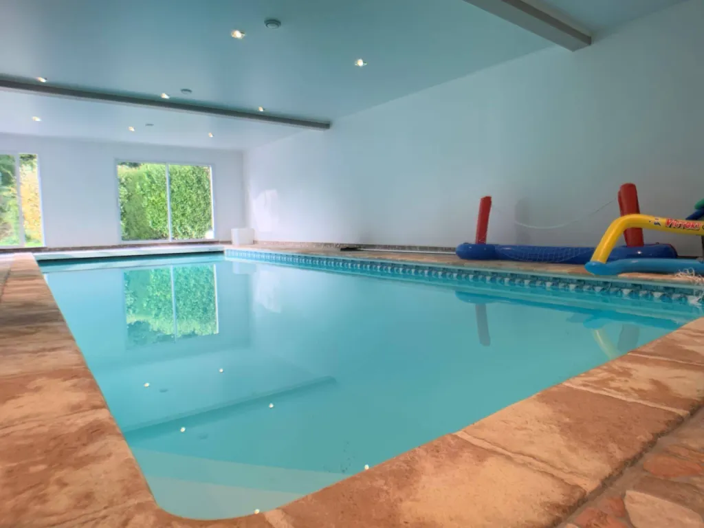 Acheter une magnifique demeure avec piscine à Montigny 76