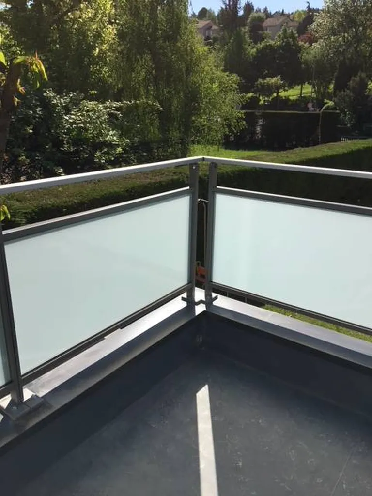 Installation de garde corps en verre à Anse