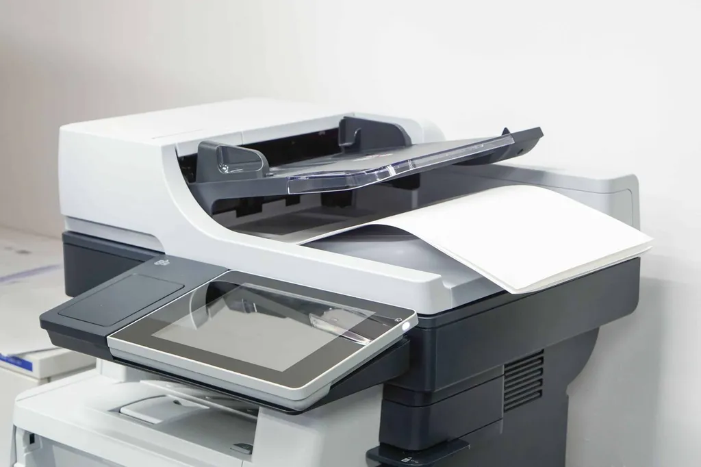 Louez un photocopieur professionnel A4 et A3 reconditionné de marque Konica Minolta à Marseille