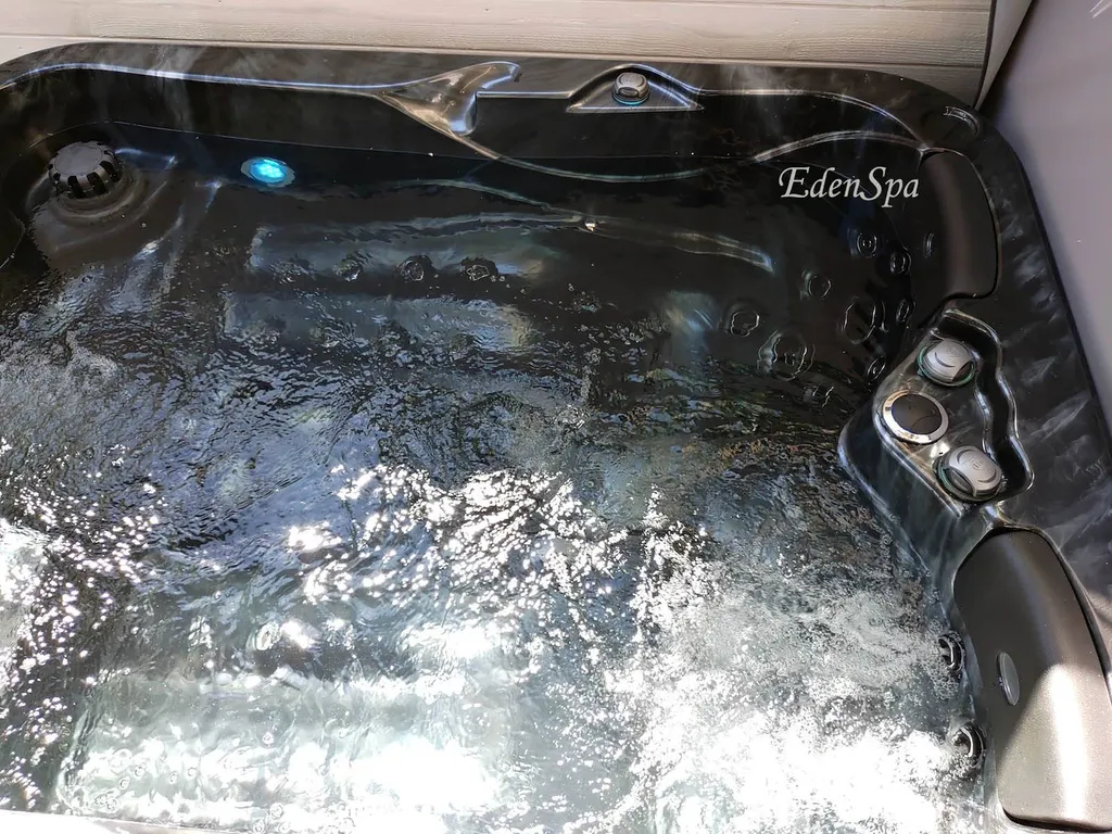 spa exterieur balcon eguilles