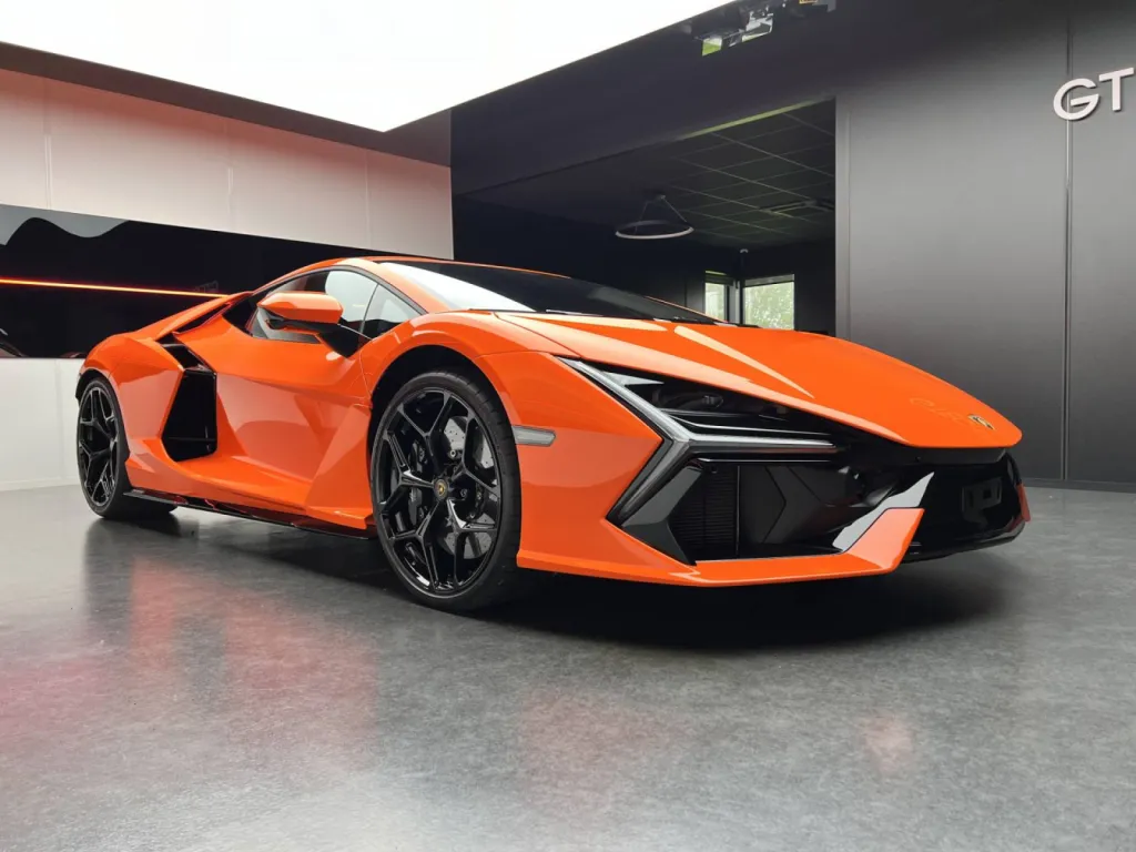 LAMBORGHINI REVUELTO - FILM DE PROTECTION PPF XPEL - BRUXELLES