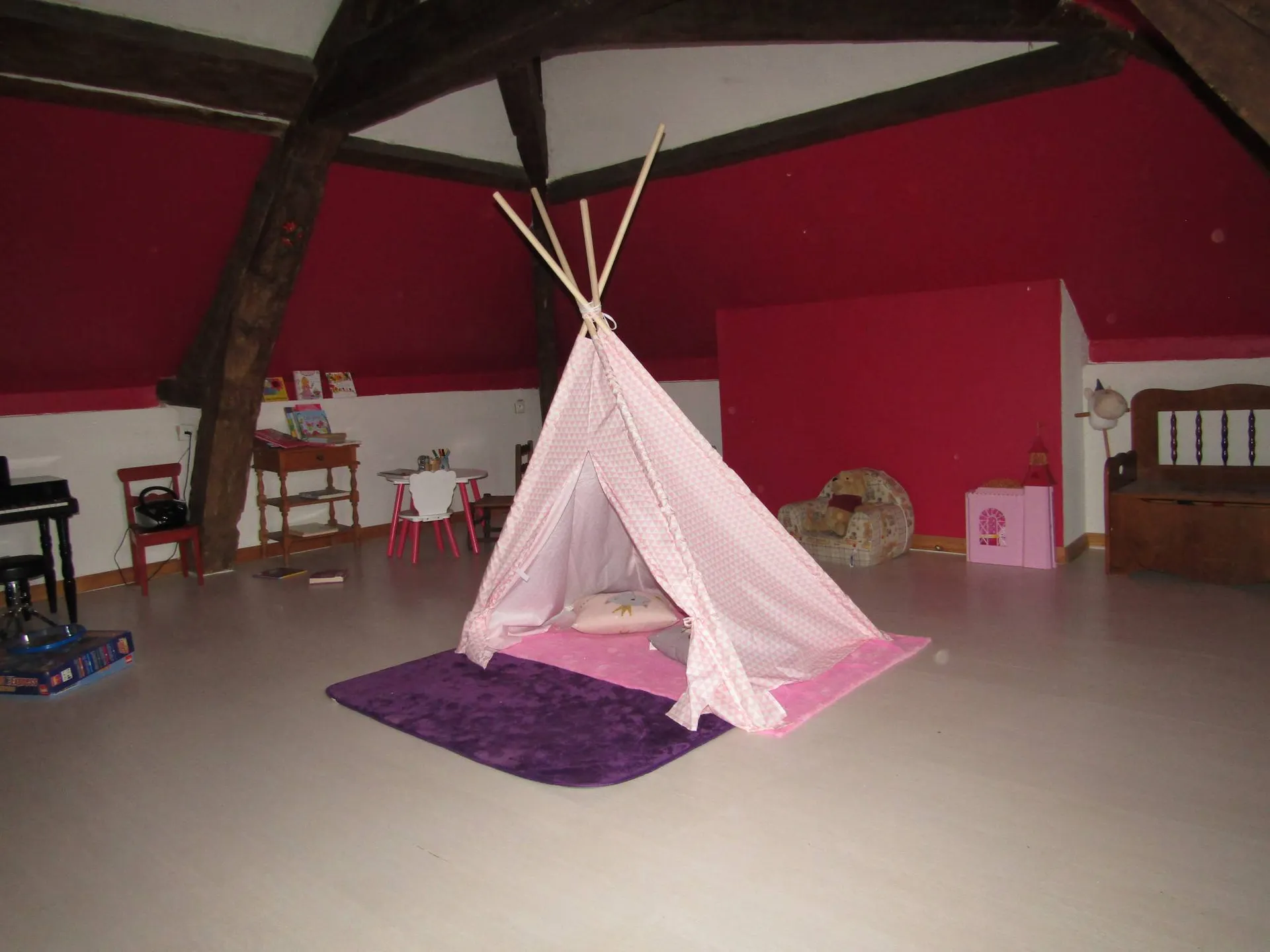 A vendre, manoir avec chambres spacieuses, secteur Lisieux, Calvados 14.