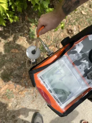Photo d'une localisation de fuite d'eau suite à une consommation excessive d'eau à Mérignac en Gironde