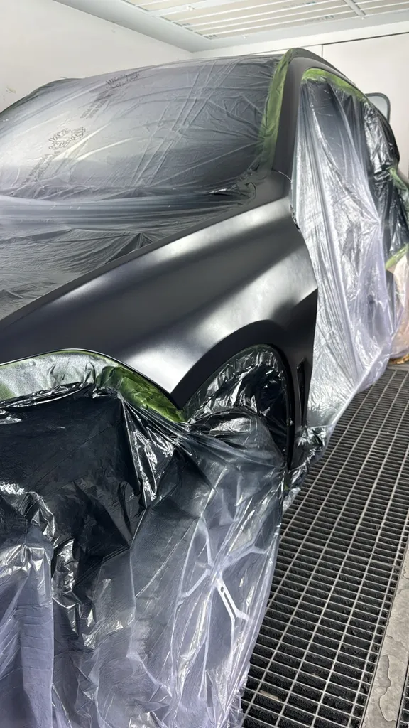 Réparation BMW X5 suite à un vandalisme à Carnoux proche de la Ciotat et Cassis