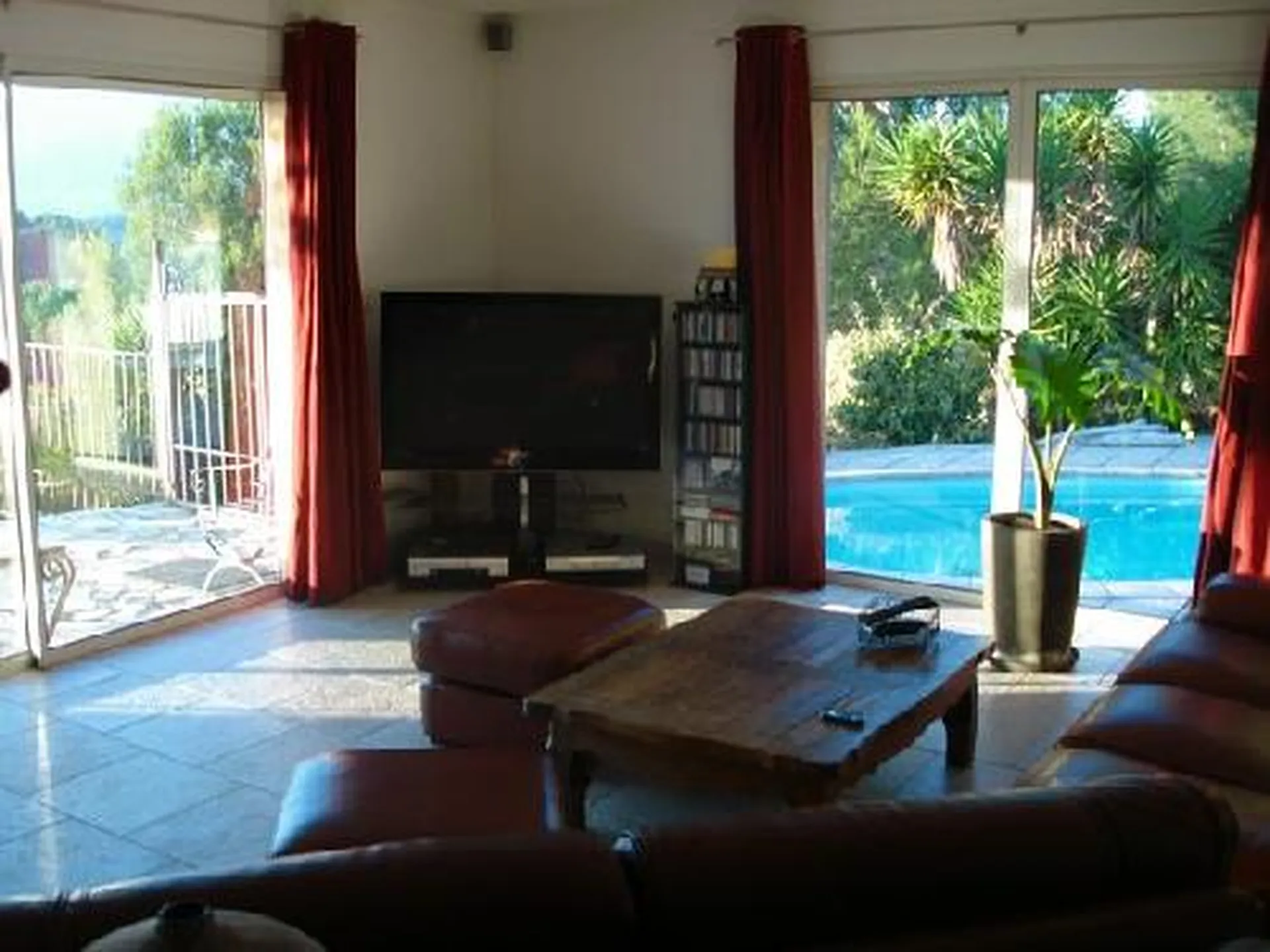 Villa 5/6 Roquevaire vue panoramique dégagée avec piscine