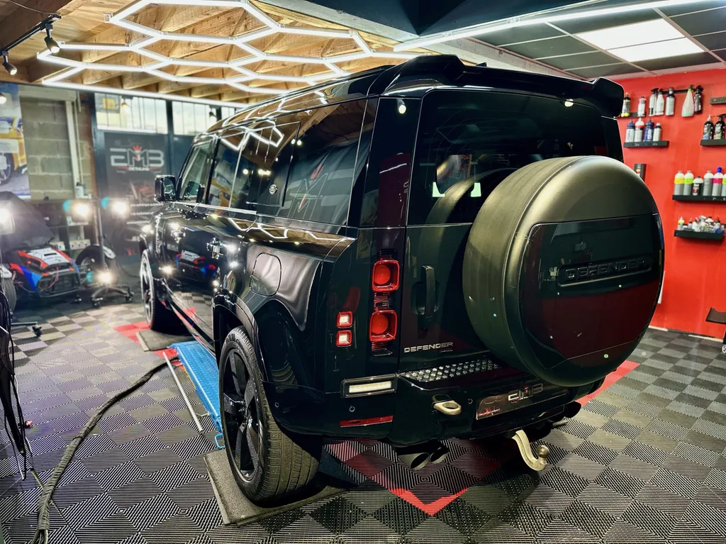 EMB DETAILING spécialiste du traitement céramique sur Vaugneray 