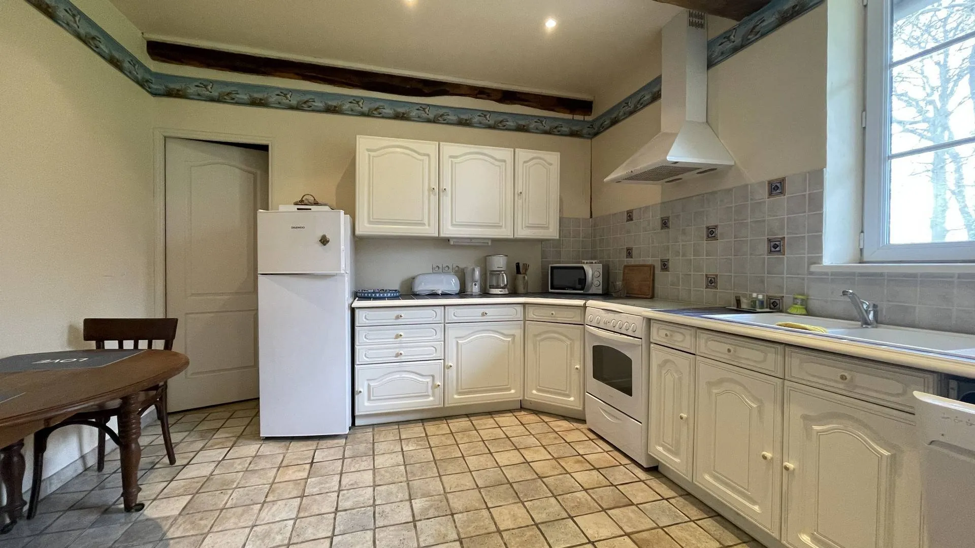 Château avec 3 habitations indépendantes et patrimoine classé – À vendre en Normandie