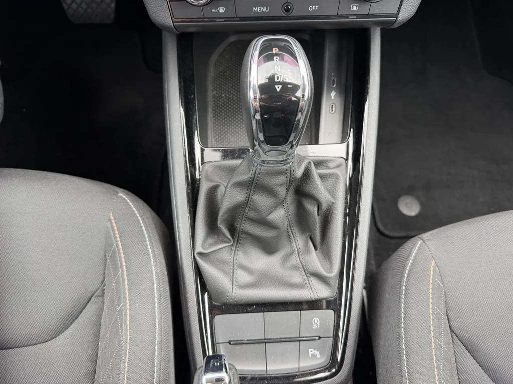 Voiture d’occasion Skoda Kamiq à La Frénaye : SUV essence automatique disponible proche du Havre et de Rouen