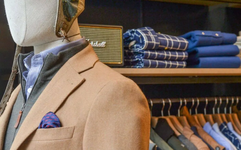 JAQK : où trouver du prêt-à-porter masculin élégant et responsable à La Suite by Urban Chic à Dieppe