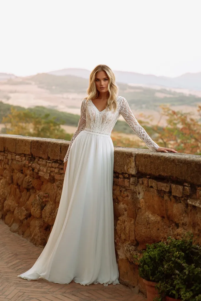 Robe de mariée bohème trapèze en mousseline à Marseille