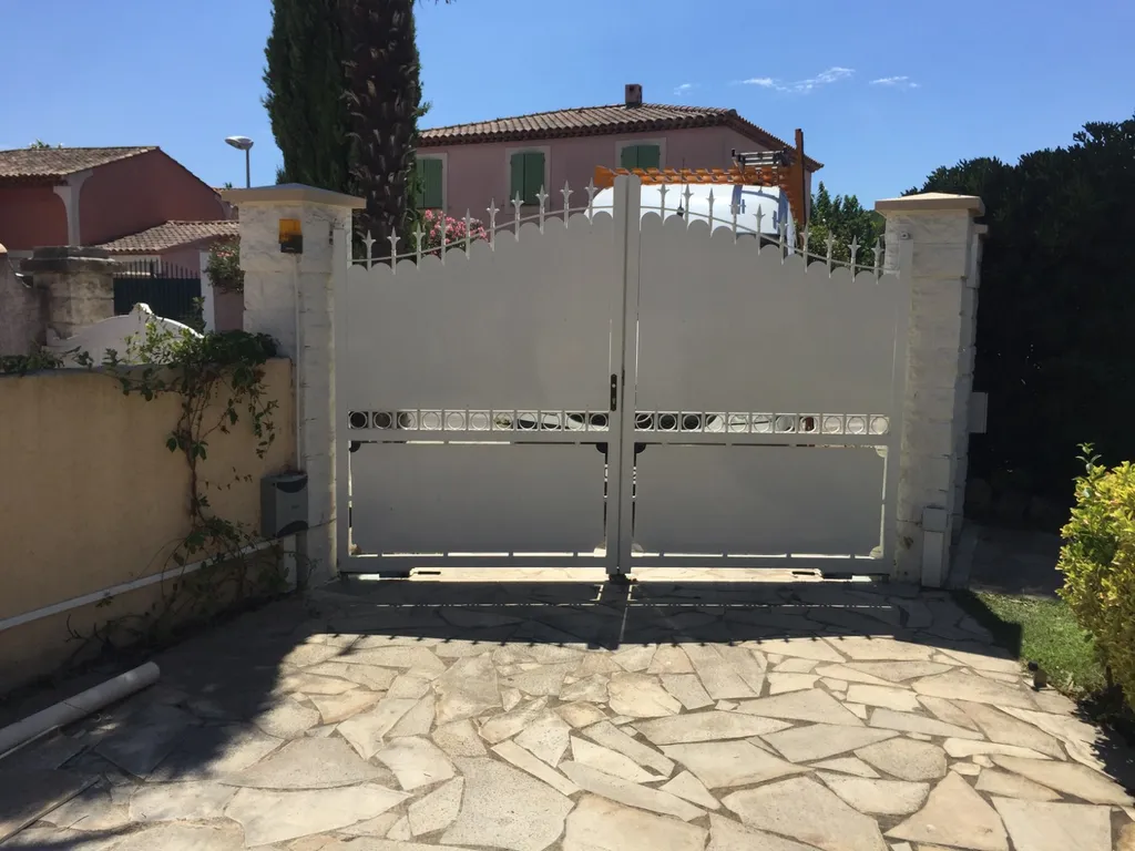 Portail aluminium sur Martigues