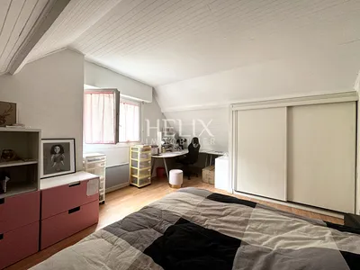 En exclusivité à vendre Orgeval une jolie maison de 210 M²  édifiée sur terrain de 834 M², 5 minutes à pied du centre ville, commerces , proche école Jeanne d'Arc.