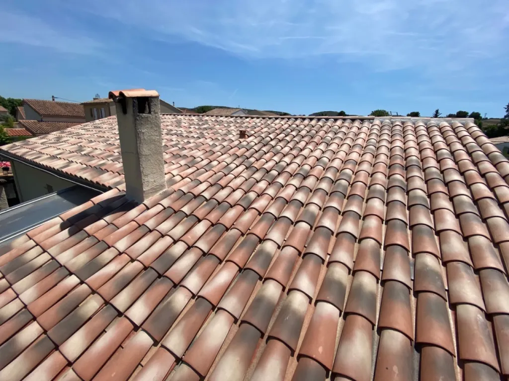 toiture pst canal près de martigues fini