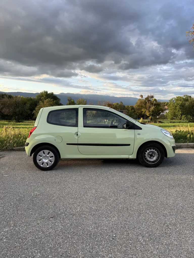 TWINGO 1.2L 75 CHV ESSENCE 2 EME MAIN / ENTRETIEN COMPLET / DISTRIBUTION OK