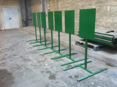 PANNEAUX DE SIGNALISATION EN FER