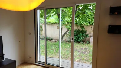 Installation d'une baie vitrée coulissante aluminium à Lyon 9 Vaise