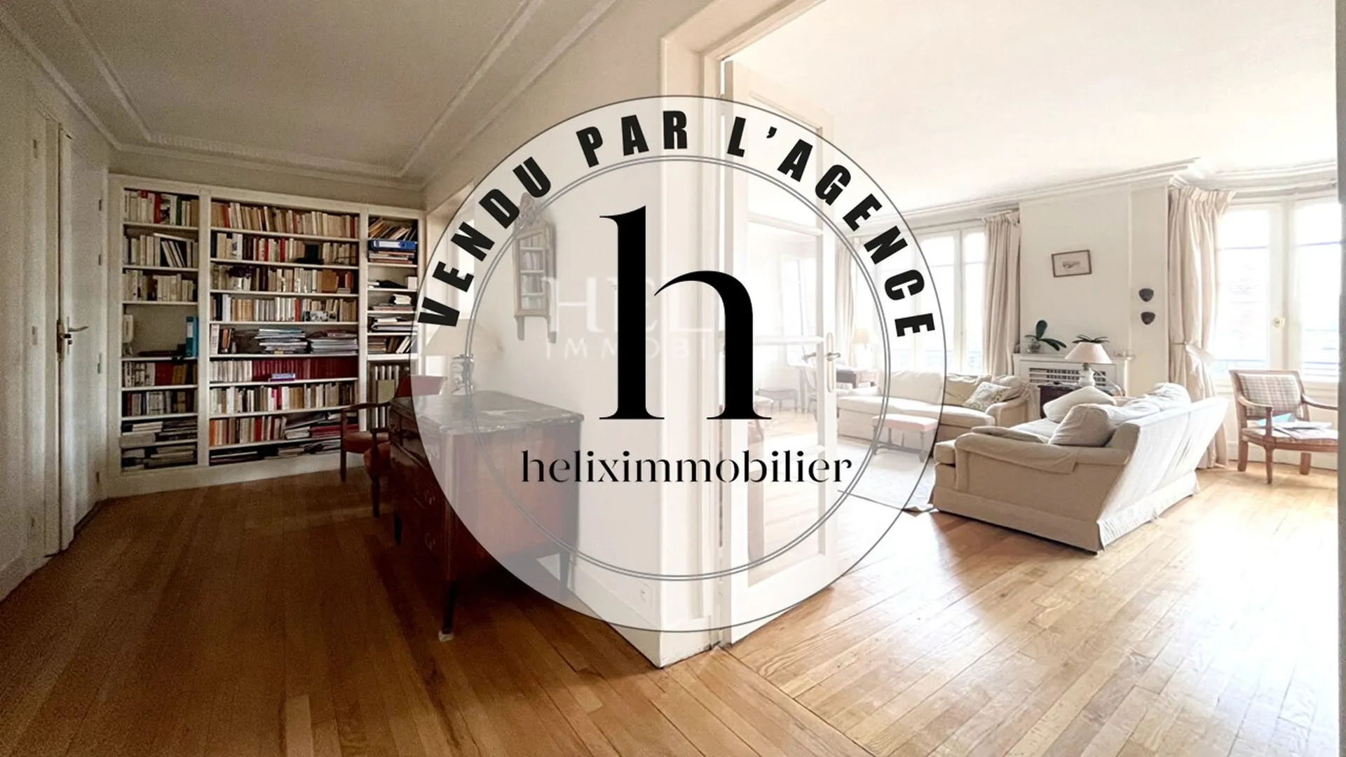 Lieu unique à la vente, situé au 3ème étage d'un bel immeuble 1930, bel appartement traversant de 107,39 M2 à Saint-Germain-en-Laye.