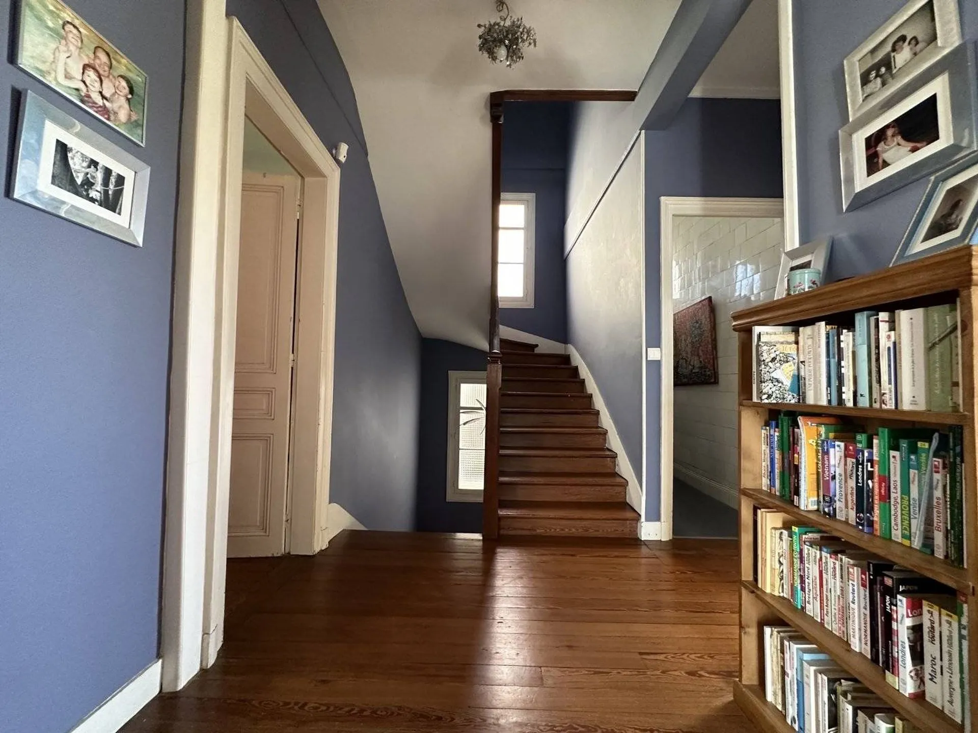 A vendre à Dieppe proche de la plage et des commerces maison ancienne de 248m² habitables.