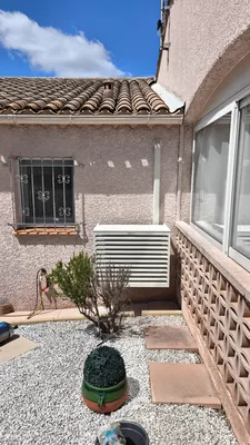 Climatisation Daikin Sensira pour une maison de vacances à Marseillan au bord de l'étang de thau près de Agde
