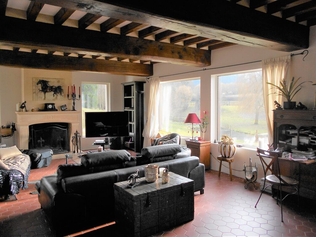 Propriété à vendre avec rivière, ruisseau ou étang dans le calvados, en Pays d'Auge, immobilier