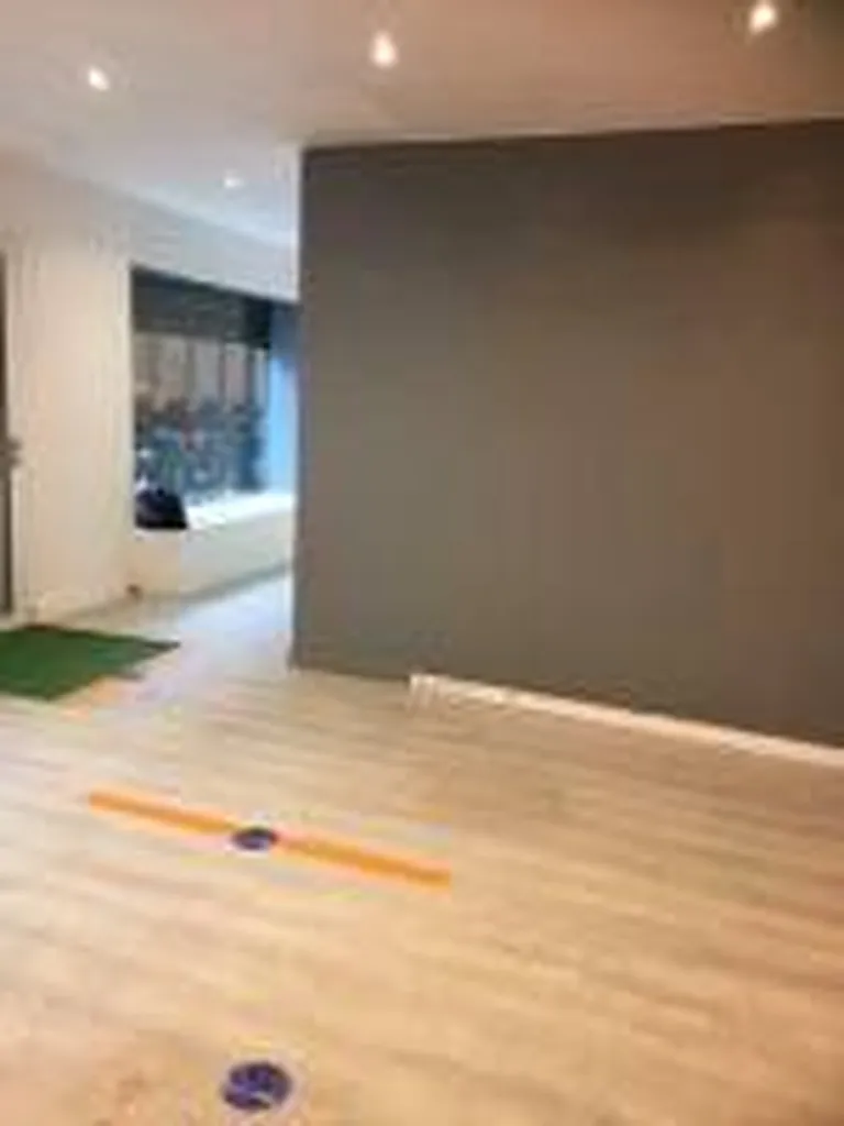 cherche agence immobilière pour louer local professionnel à Bordeaux et Ambarès-et-Lagrave