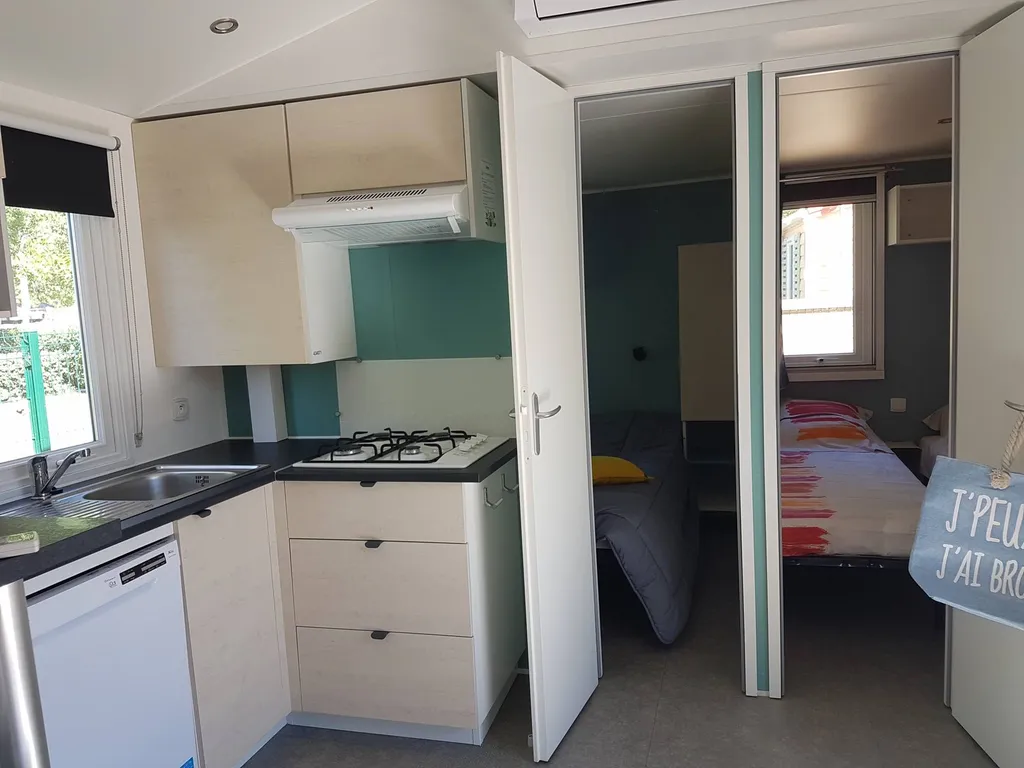 location de mobil home pour famille nombreuse a serignan
