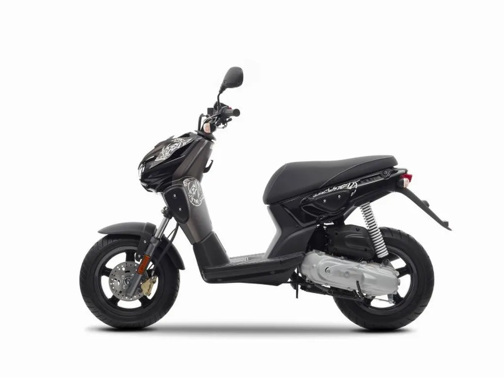Scooter neuf MBK STUNT NAKED 50cc.