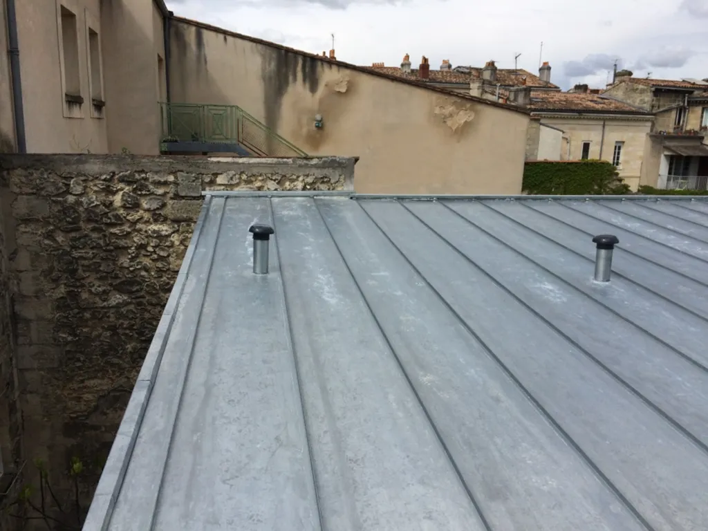 Ventilation toiture zinc