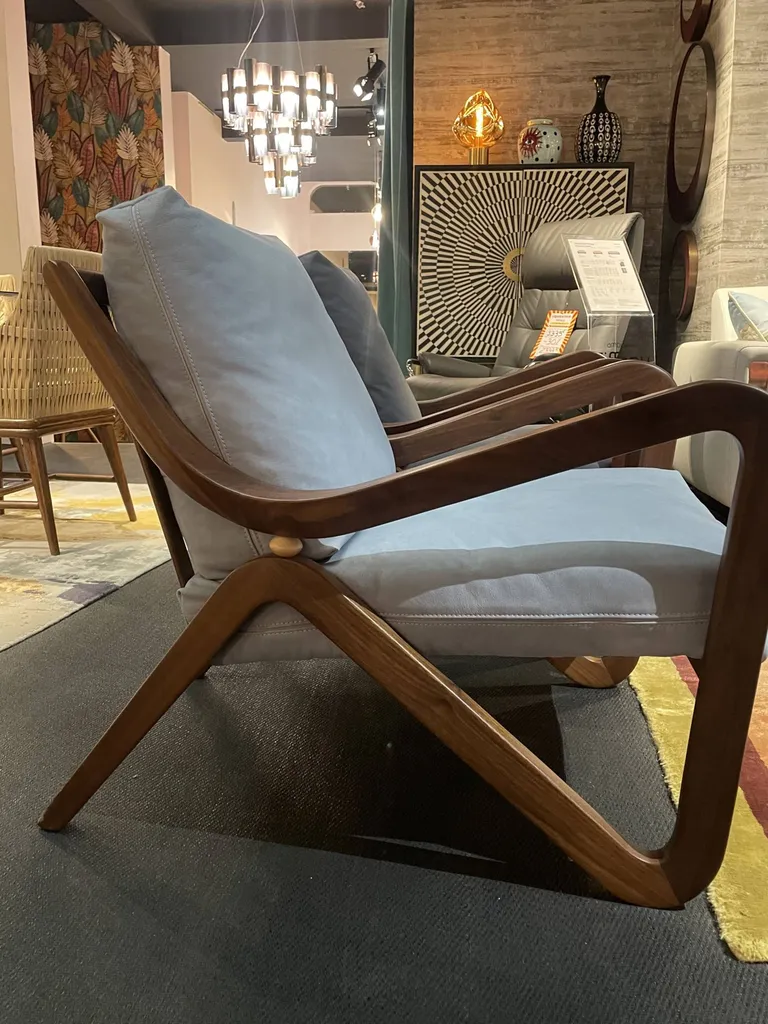 Destockage fauteuil italien TAYLOR en cuir