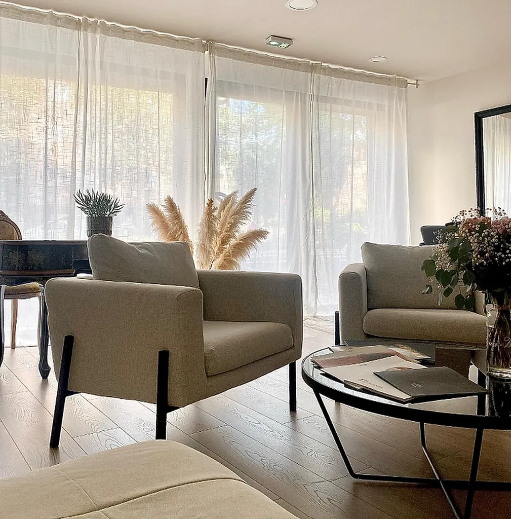 Location fauteuil coiffure Toulouse : espace de coworking flexible à Maison Roquelongue pour coiffeurs indépendants et créatifs passionnés