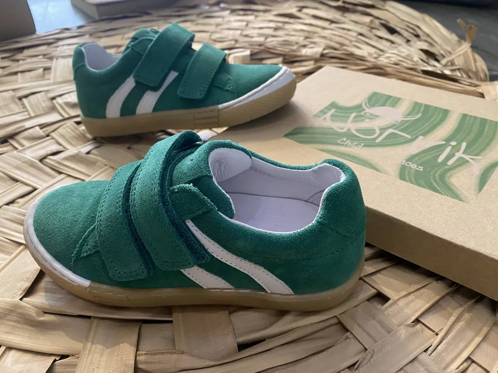 chaussure garçons facile à mettre près de Libourne