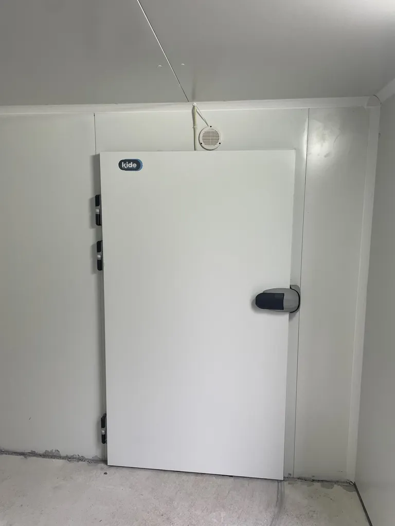 vente et installation d une Chambre froide négative et positive à Bourgtheroulde 