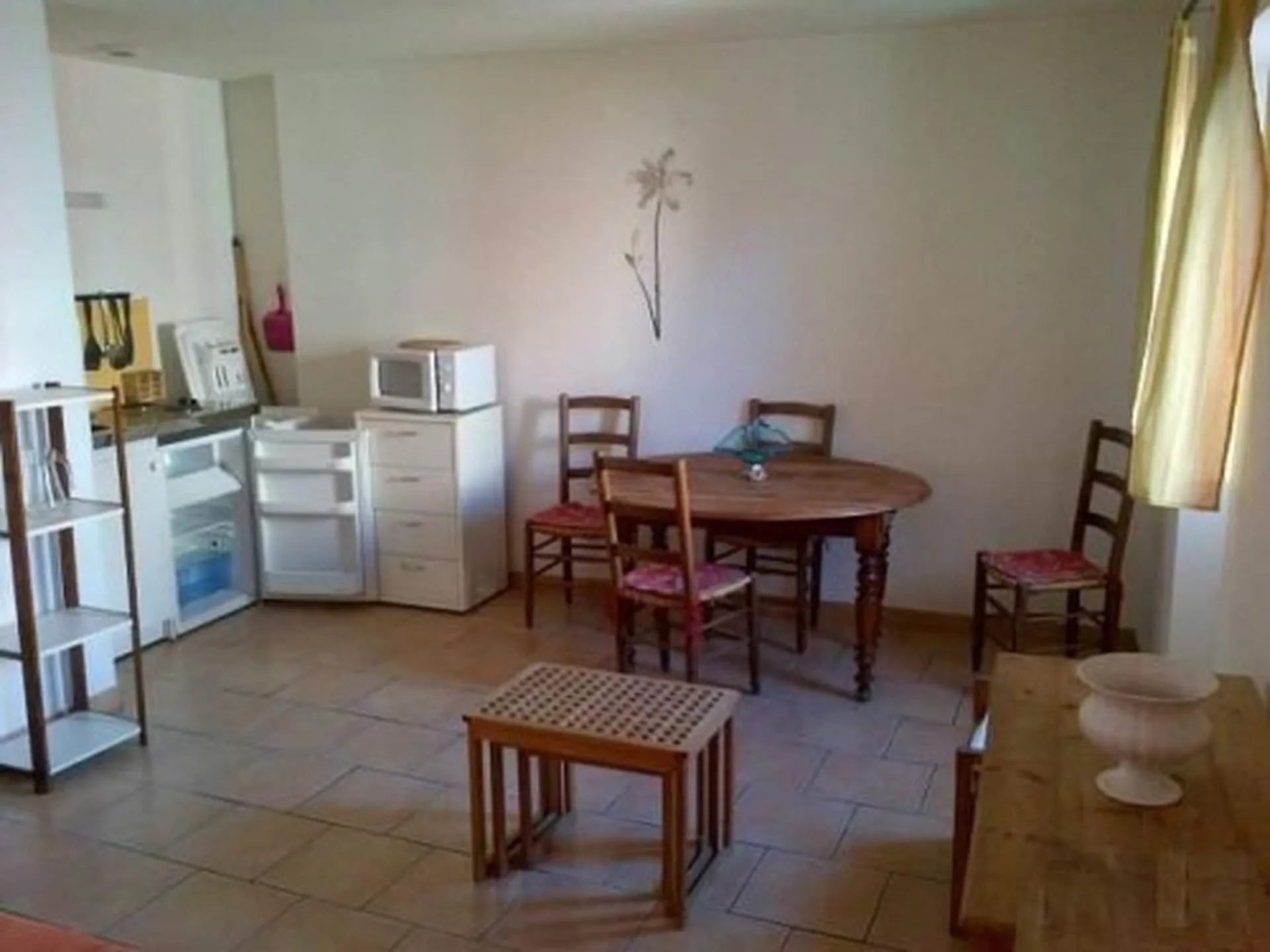 Vente local commercial + appartement 1 Roquefort La Bédoule excellent emplacement - idéal investisseur