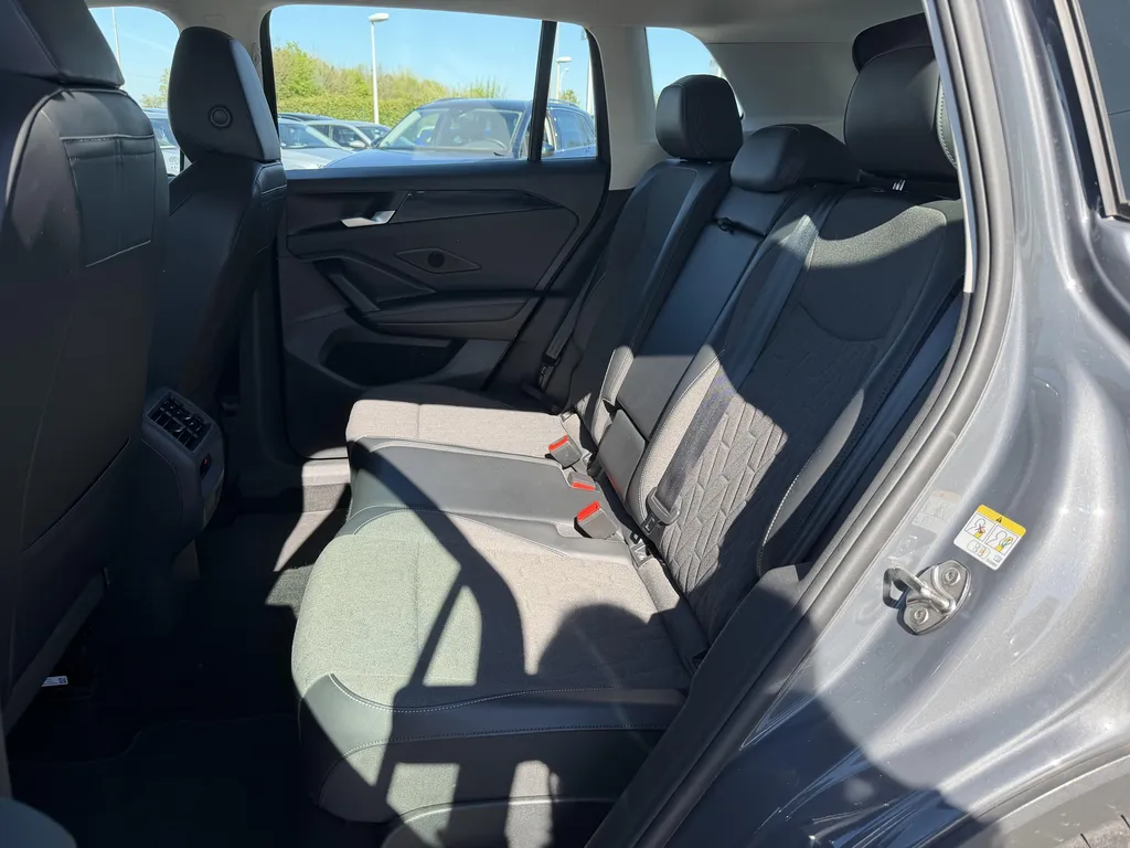 Achat Voiture Occasion à faible distance de Rouen : Grand Choix de Véhicules SUV avec Caudebec Automobiles by Myauto.fr à La Frénaye