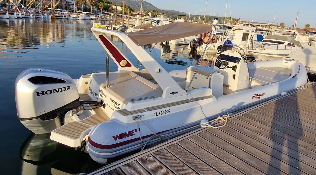 Semi rigide Wave 27 d'altamarea d'occasion Paca