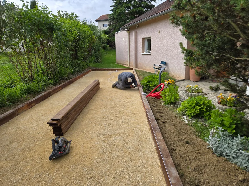 Devis pour création d'un terrain de pétanque lumineux haut de gamme à Meximieux dans l'Ain (01)