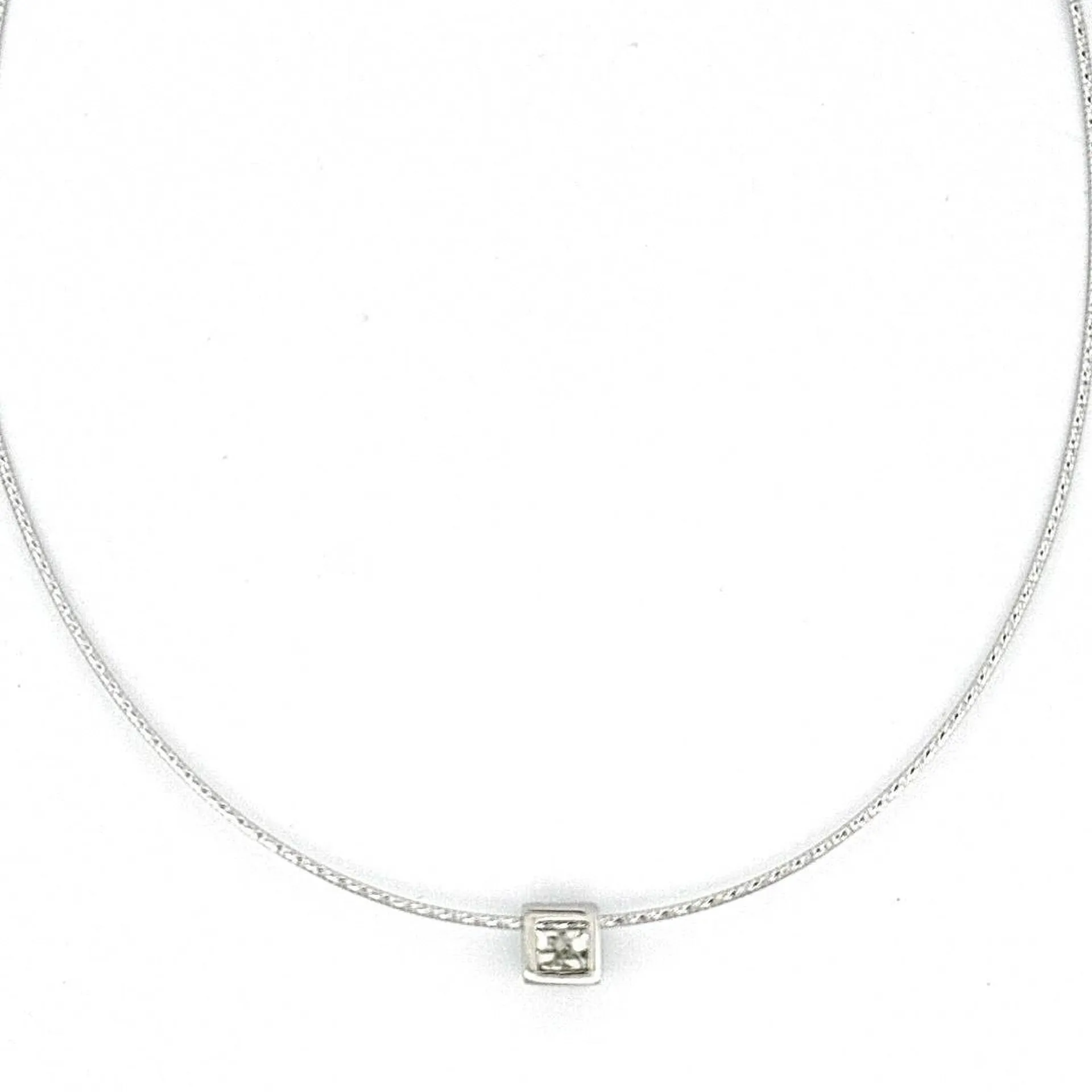 Collier moderne et raffiné avec diamant ancien – Bijouterie Or Ligne sur le Bassin d’Arcachon