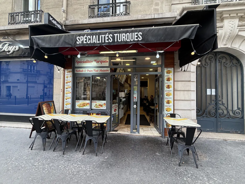 Cession de bail - Boutique 57 m², Gare de Lyon, Rue Michel Chasles 75012 PARIS