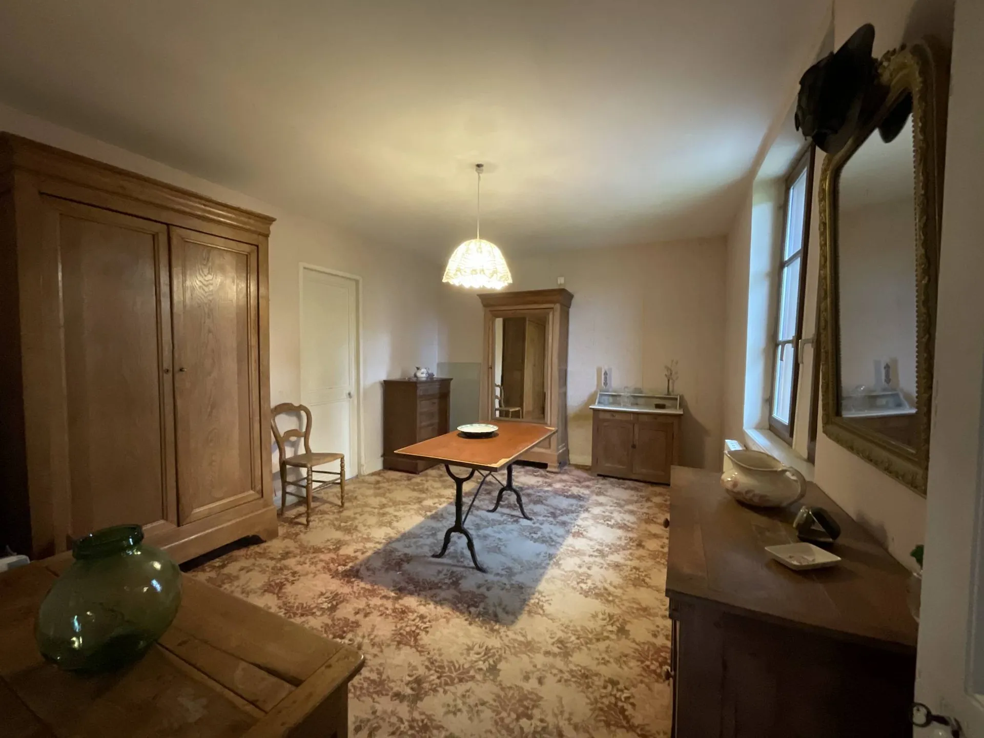 A vendre à 20 min du bord de mer de Dieppe et à 5 km de Bacqueville-en-Caux .