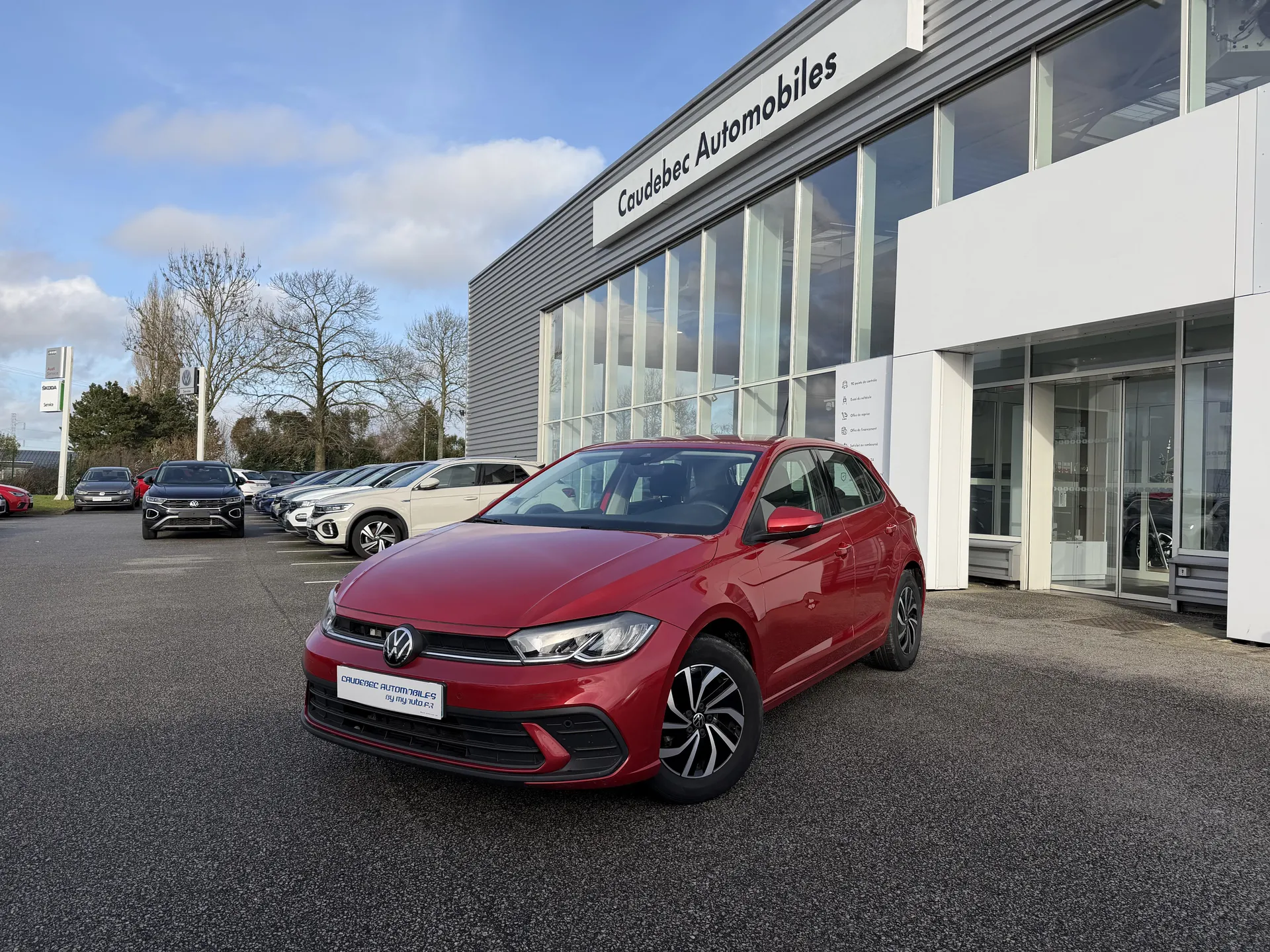 Volkswagen Polo d'occasion à prix attractif chez votre concessionnaire proche du Havre, vente de véhicules révisés Normandie