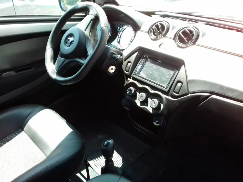 vente de voiture sans permis occasion AIXAM Crossline 570 km