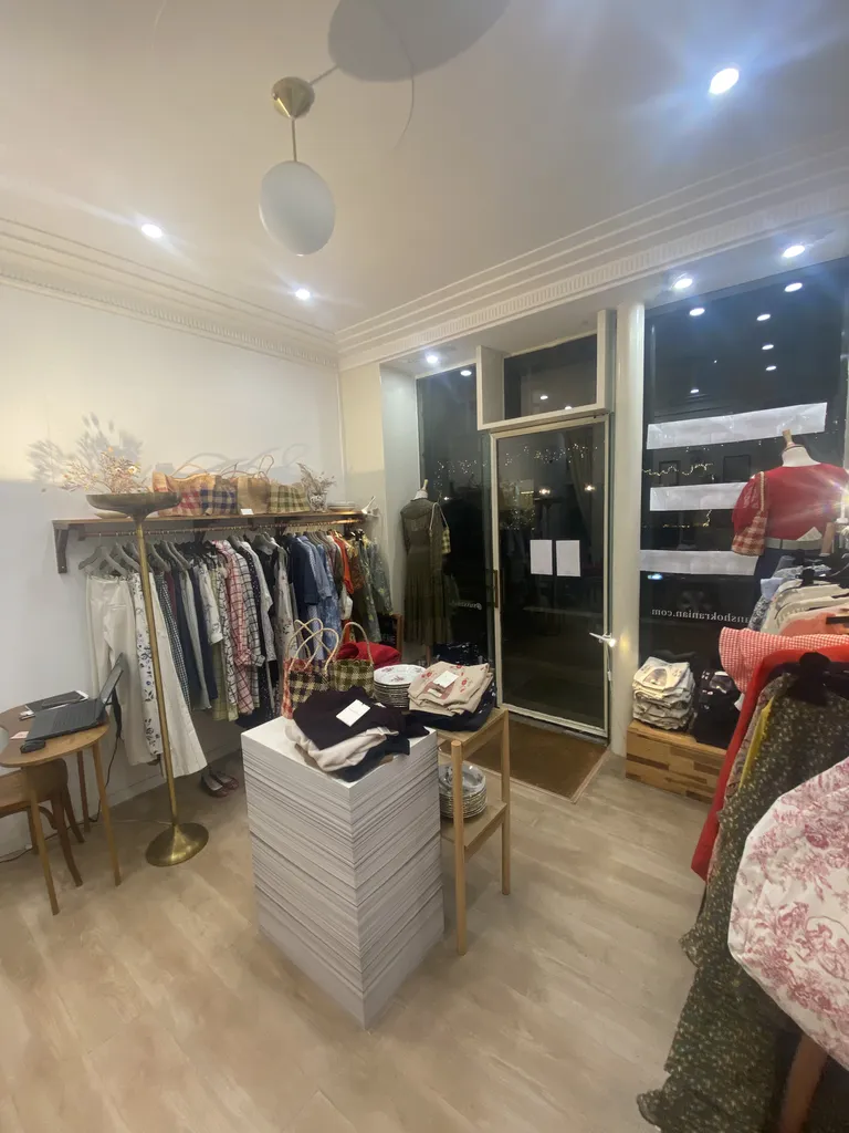 Cession de bail - Boutique 33 m², Odéon, Rue Saint-Sulpice 75006 PARIS