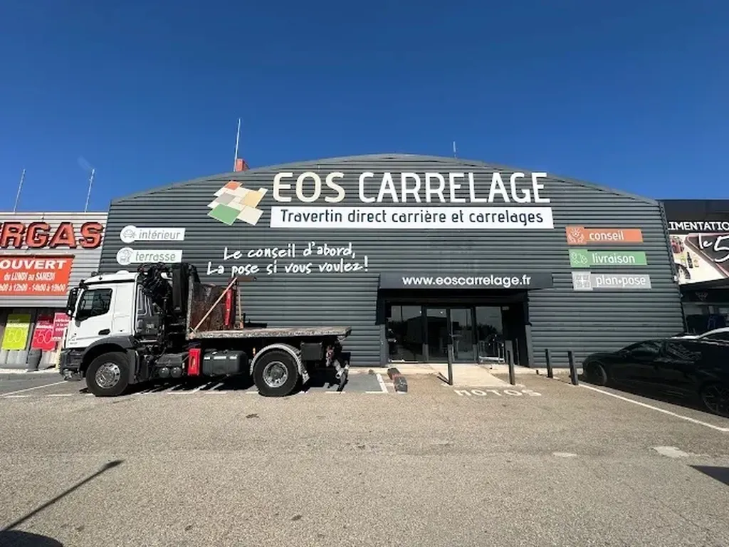 Guide Complet : Comment Choisir le Meilleur Carrelage et Travertin à Martigues