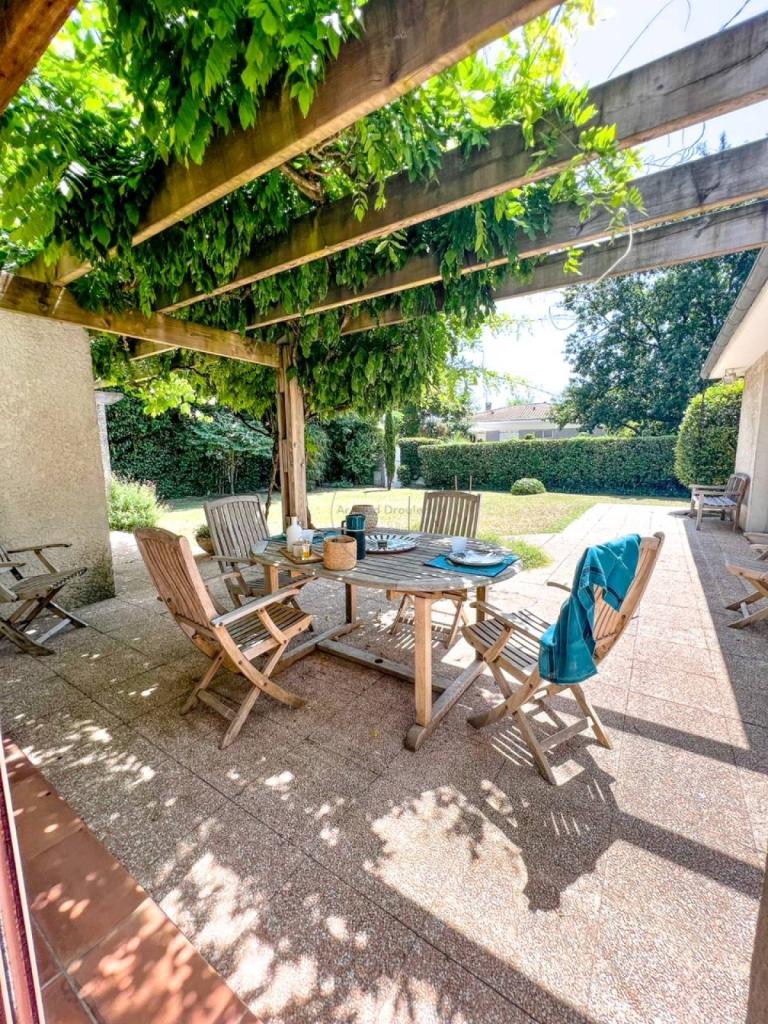 Acheter une maison avec grand terrain à Bruges