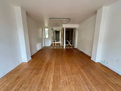 Murs commerciaux à vendre dans le centre de Saint Germain en Laye dans un emplacement recherché