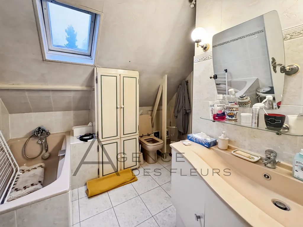 A vendre, pavillon de 112 m² édifié sur 474 m² de terrain sur la commune de Saint-Aubin-les-Elbeuf 76410