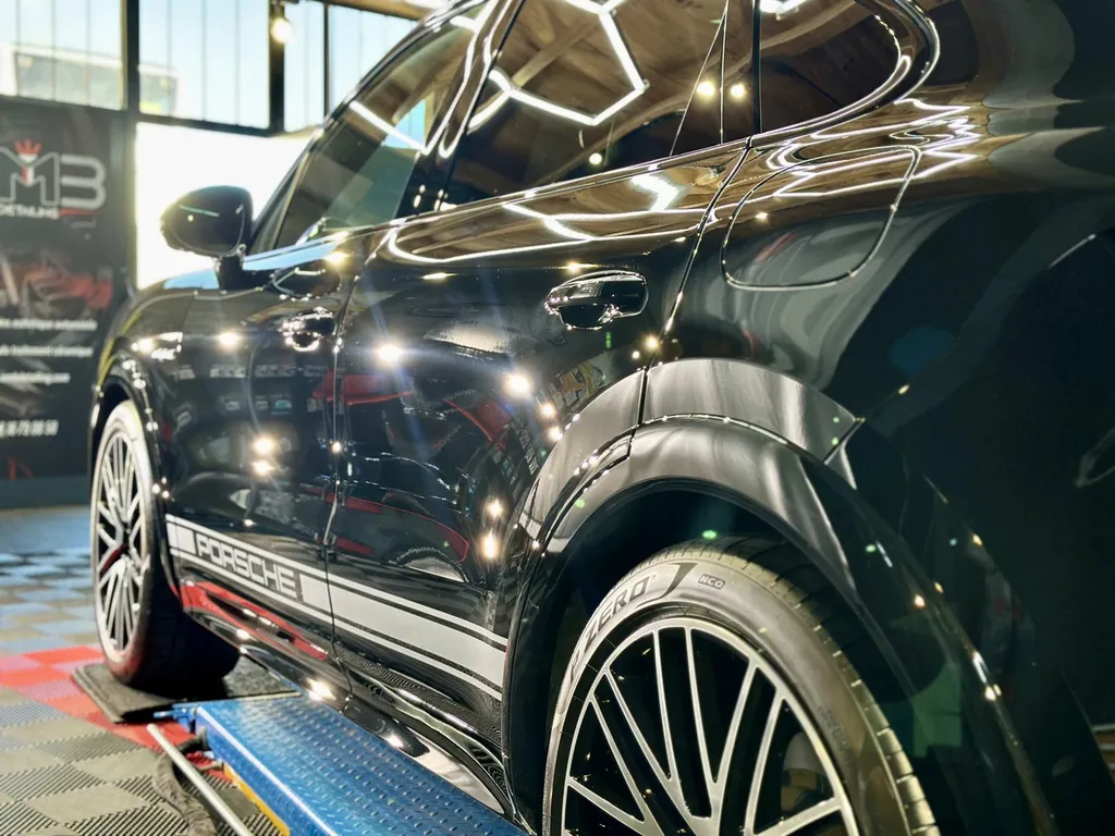DETAILING auto protection carosserie traitement céramique lyon Porsche Cayenne 