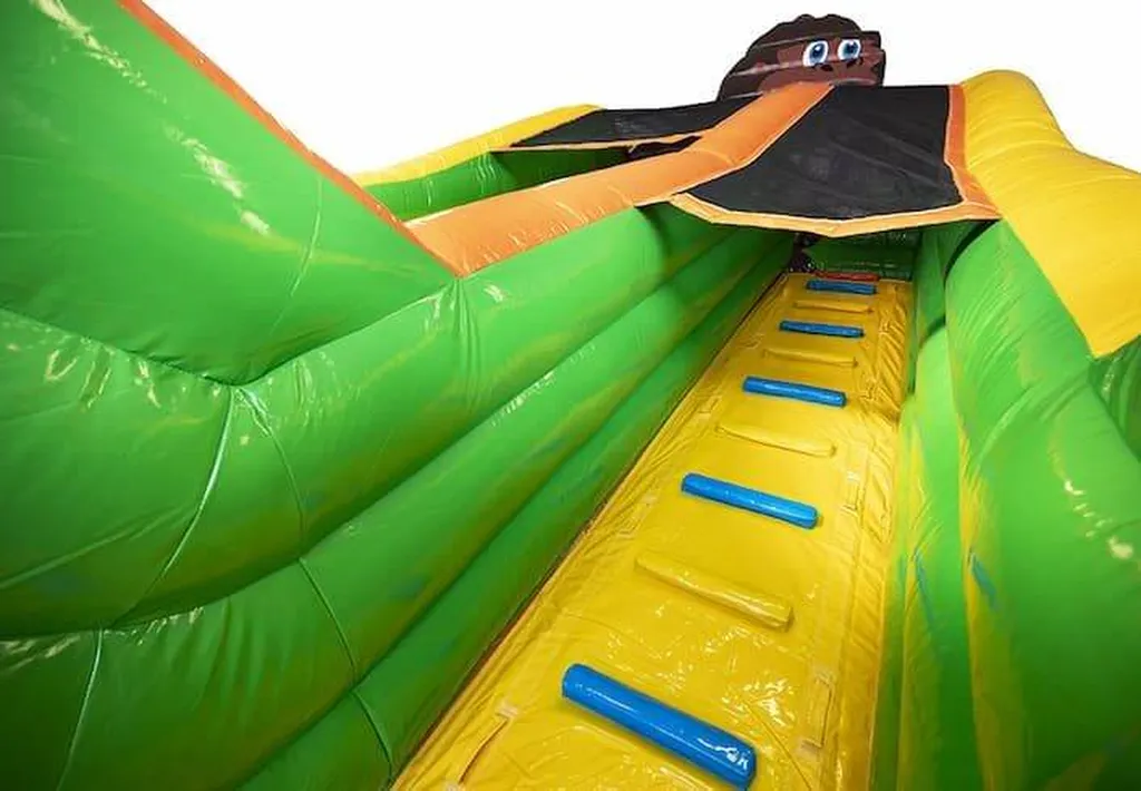 Toboggan gonflable Monkey’s en vente à Dunkerque 