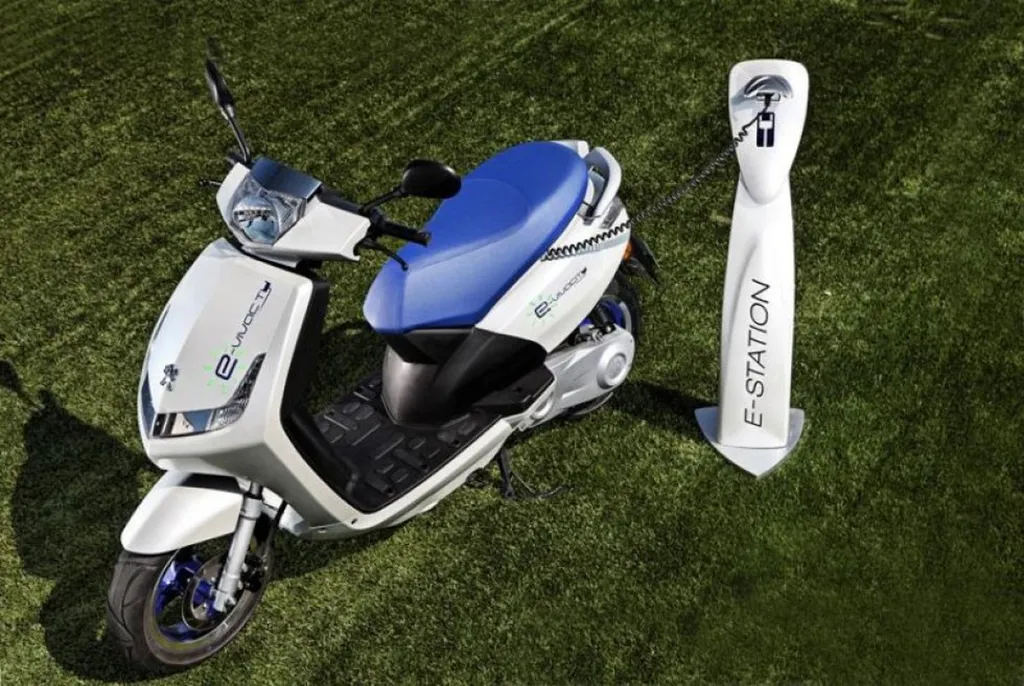 Scooter Peugeot e-Vivacity