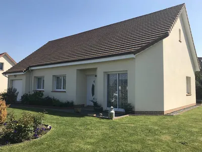 EXCLUSIVITE ! Pavillon de 2016, de plain pied, en excellent état à Saint Arnoult